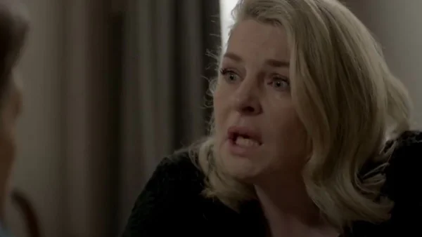 Το προξενιό της Ιουλίας (20/2): «Αυτό που μου ζητάς είναι μεγάλη αμαρτία» - Το σατανικό σχέδιο της Στάσας για το παιδί της Ιουλίας