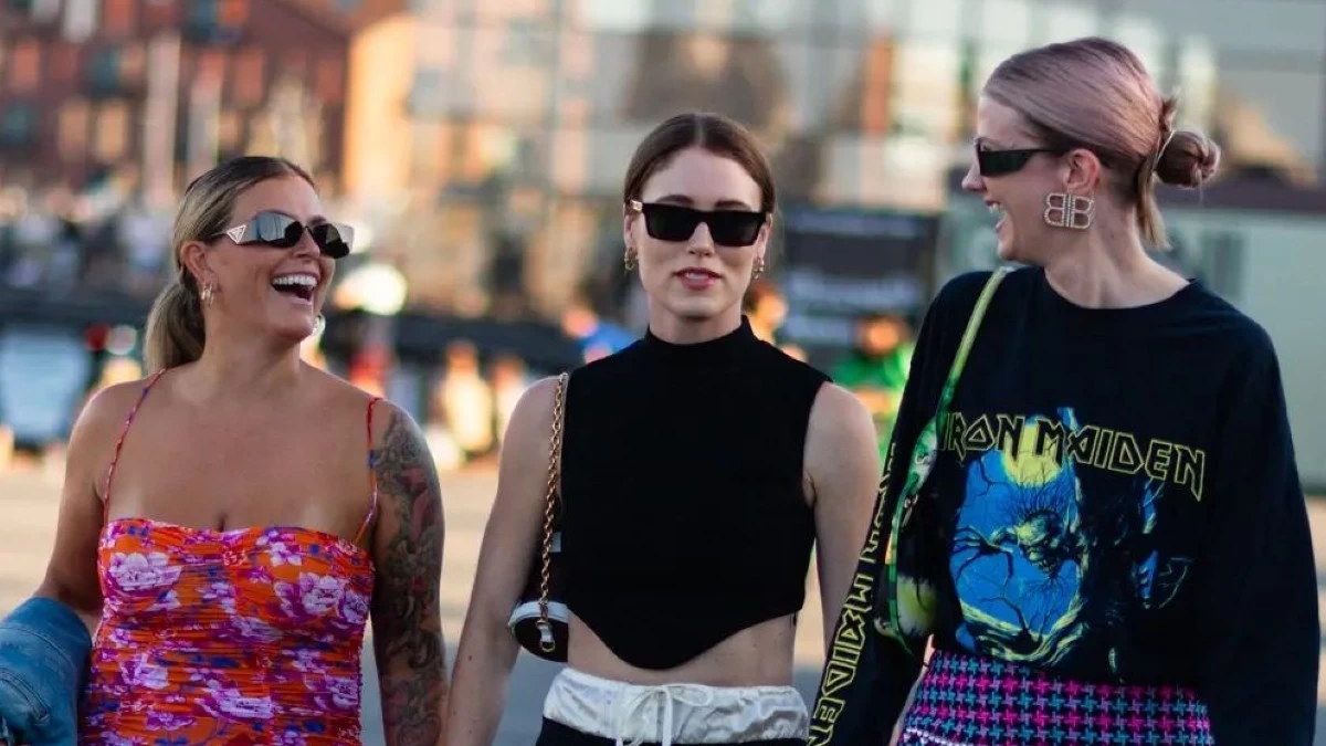 Δεν αποχωρίζεσαι με τίποτα το τζιν σου; 10+1 tops για να τα φορέσεις το βράδυ με όλα σου τα denim