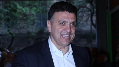 Βασίλης Κικίλιας: Αυτή είναι η κούκλα αδερφή του - Σπάνιες φωτογραφίες της καστανομάλλας καθηγήτριας, Κατερίνας Κικίλια