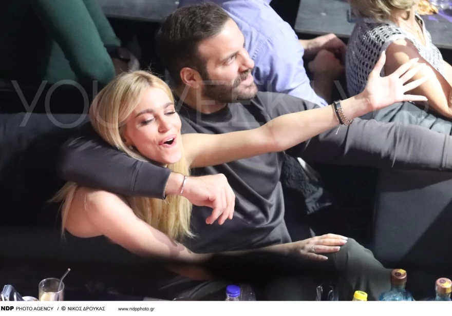 Νίκος Παππάς Βάλια Χατζηθεοδώρου αγκαλιά