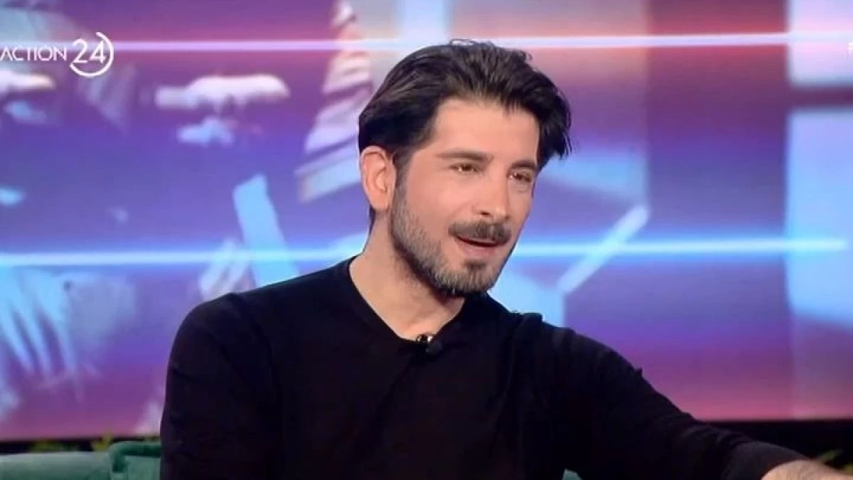 Χρήστος Σπανός: «Δεν θα παντρευόμασταν! Κάναμε τον πολιτικό γάμο για να μπω στον τοκετό» - Ο έρωτας με την δασκάλα του και η αποκάλυψη για το δεύτερο παιδί