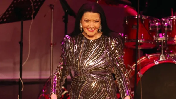 Ζωζώ Σαπουντζάκη: Μεταφέρθηκε εσπευσμένα στο νοσοκομείο