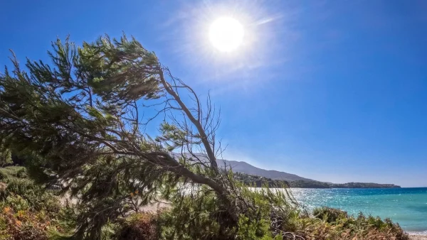 Καιρός: Θυμίζει καλοκαίρι σήμερα 23/3 - Πόσο θα ανέβει ο υδράργυρος