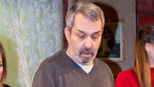 Χρήστος Χατζηπαναγιώτης: Θα αντικατασταθεί στην παράσταση που πρωταγωνιστεί - Ποιος θα πάρει τη θέση του