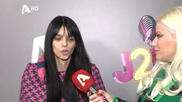 Άννα Μπεζάν: «Εμένα ρωτάς; Αυτόν πάρε τηλέφωνο!» - Η αντίδραση στις κάμερες σε ερώτηση για τον γάμο της με τον Δημήτρη Παππά