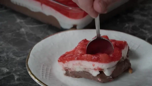 Θεϊκό γλυκό ψυγείου με λίγες θερμίδες - Λίγα λεφτά στα υλικά, μεγάλη απόλαυση στο στόμα