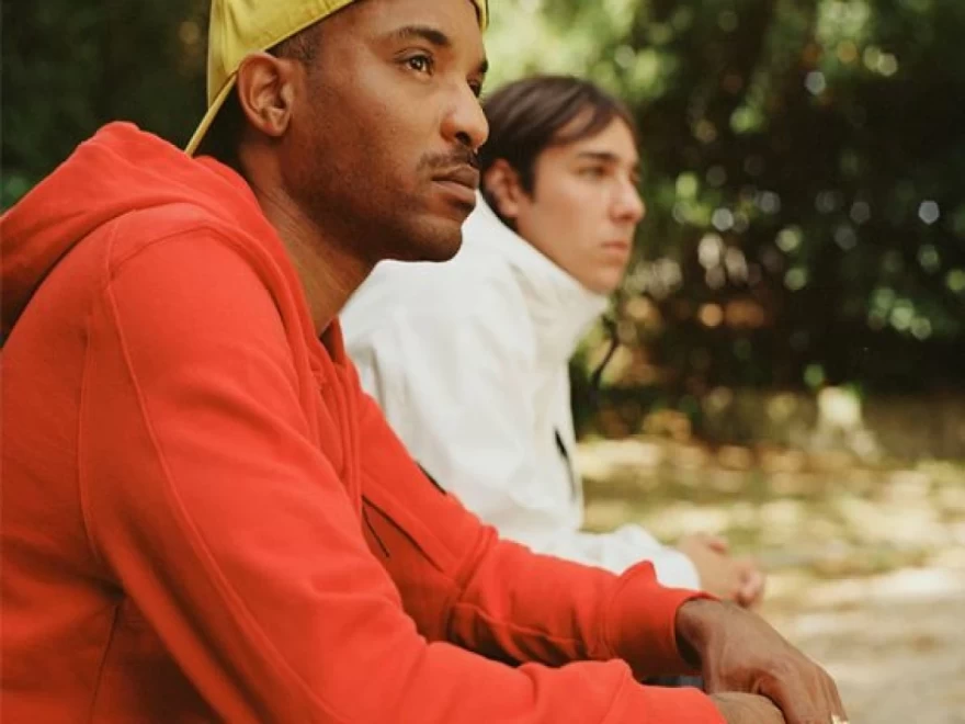 Επώνυμα αντρικά ρούχα στο Gruppo Mossialos