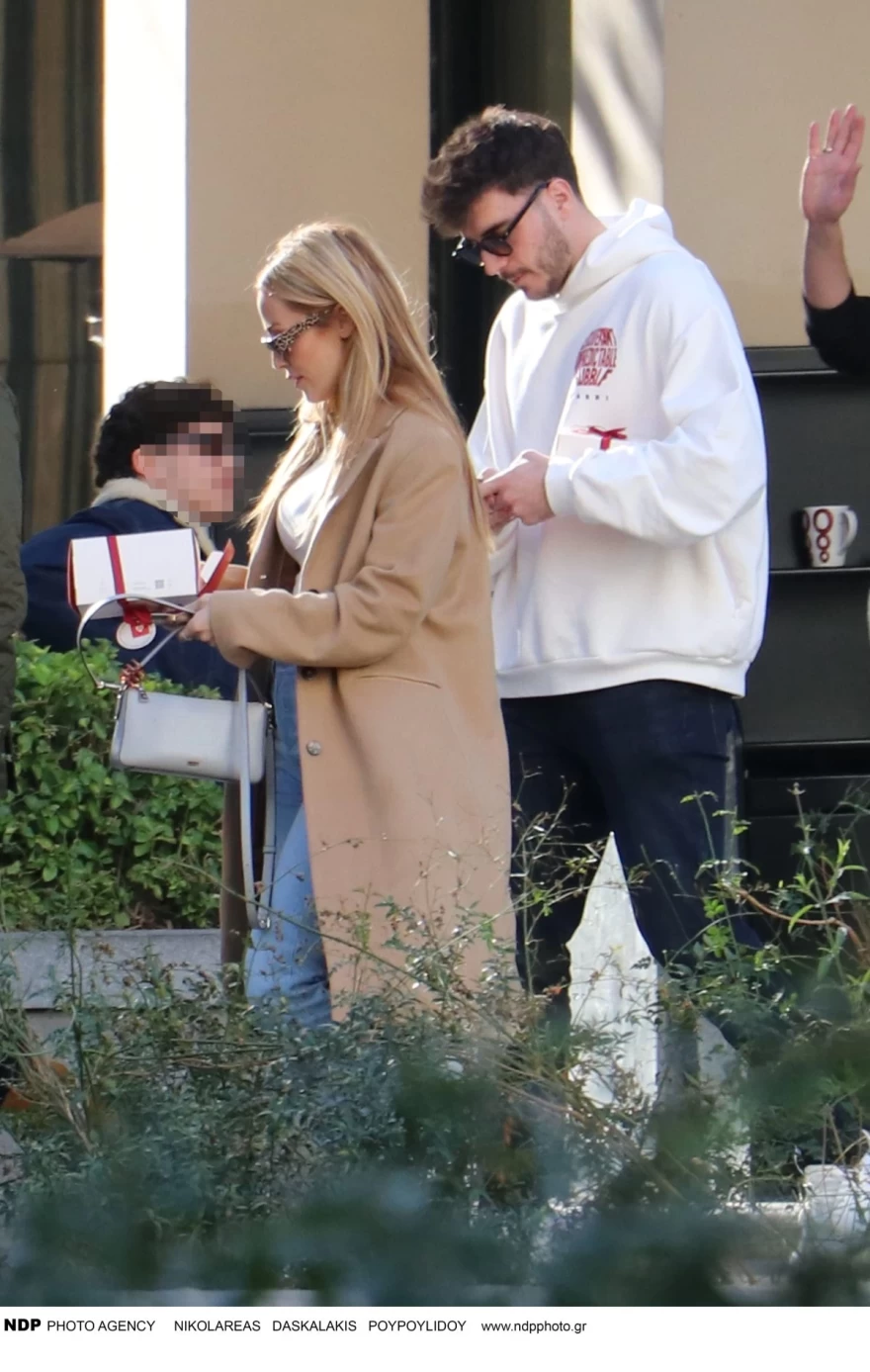 Ελένη Βουλγαράκη - Φώτης Ιωαννίδης - Έξοδος