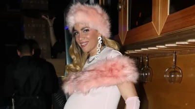 Κατερίνα Στικούδη - Στέλνει μήνυμα για την Ημέρα της Γυναίκας αγκαλιά με τον νεογέννητο γιο της: «Είμαστε πλασμένες για τα δύσκολα»