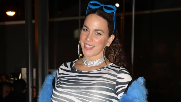 Κατερίνα Στικούδη: «Θα φοράω ό,τι θέλω και στο J2US και παντού...» - Ξεσπά η τραγουδίστρια για τα αρνητικά σχόλια για τις εμφανίσεις της