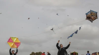 Καιρός: Τοπικές βροχές και μπόρες - Που θα φτάσει η θερμοκρασία σήμερα, Καθαρά Δευτέρα 18/3