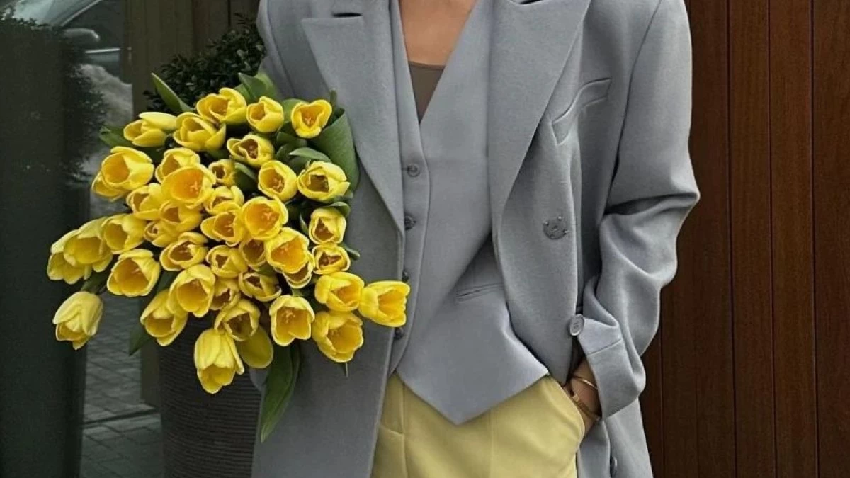 Η διάσημη στυλίστρια Kenzie Welch αποκαλύπτει το κομμάτι-κλειδί σε μια γυναικεία γκαρνταρόμπα - Και το πιο οικολογικό