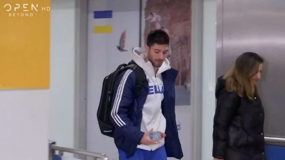 Mίλτος Τεντόγλου: «Δε το αφιερώνω πουθενά αυτό το μετάλλιο, είναι σάπιο...» - Επέστρεψε στην Ελλάδα ο Παγκόσμιος Πρωταθλητής