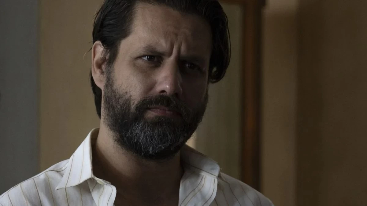 Το προξενιό της Ιουλίας: Ο Ραζίνης το σκάει από τη φυλακή - O άνδρας που θα τον βοηθήσει