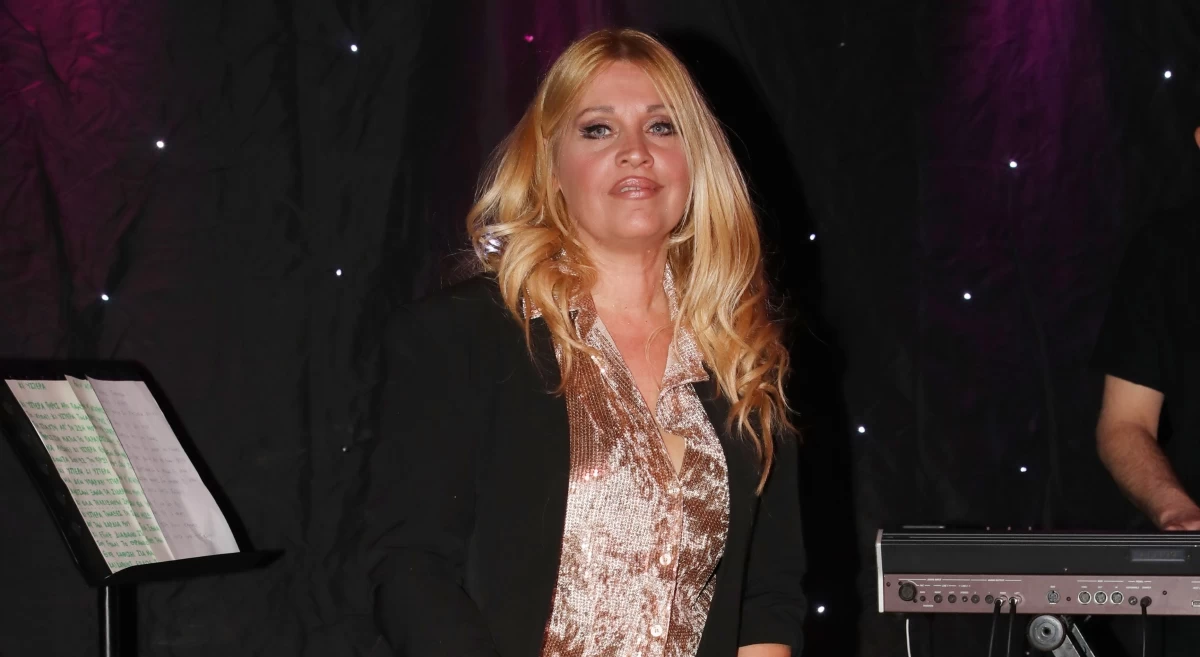 Σαμπρίνα: «Δεν υπήρχε θέμα ζήλιας προς τις άλλες κοπέλες...» - Απαντά ξανά για την διακοπή της συνεργασίας της με τον Χάρη Ακριτίδη