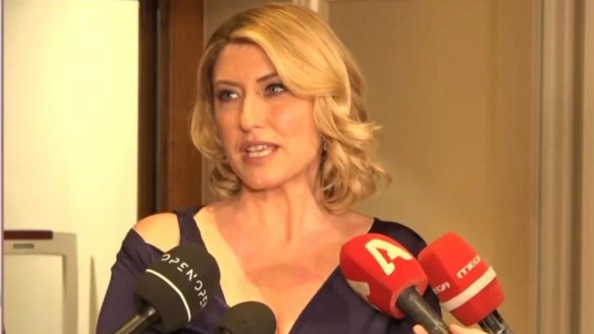 Σία Κοσιώνη: Ενοχλήθηκε με την ερώτηση για δεύτερη εγκυμοσύνη; Το δημόσιο ξεκαθάρισμα της δημοσιογράφου
