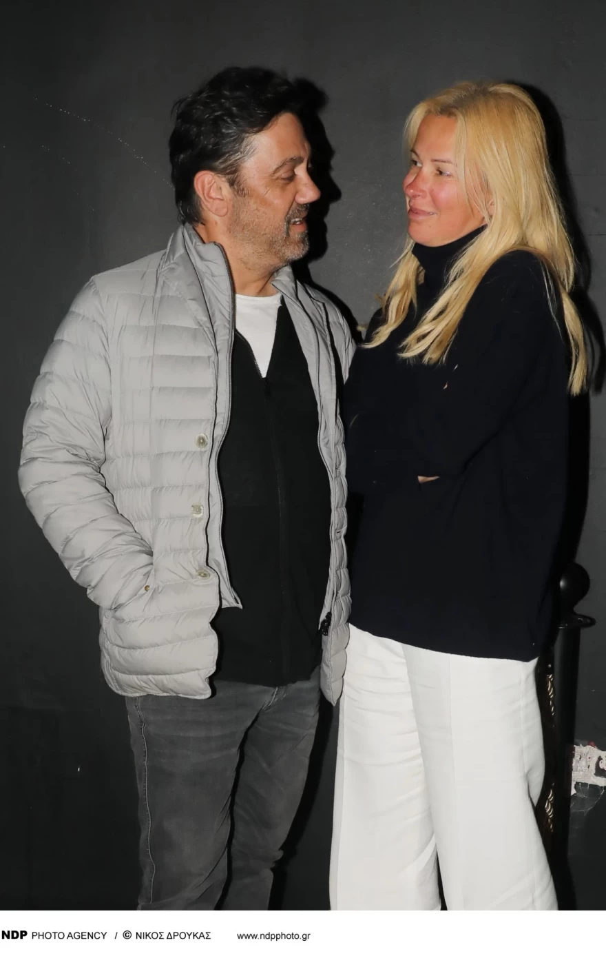 Γιώργος Θεοφάνους - Βίλλυ Θεοφάνους - Έξοδος