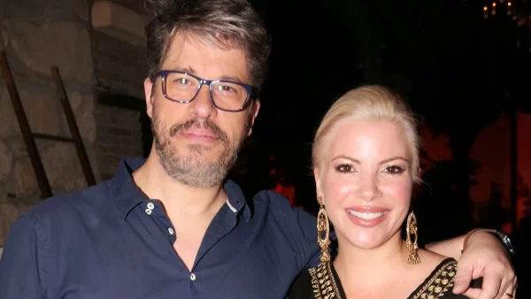 Αντελίνα Βαρθακούρη: Η αδημοσίευτη φωτογραφία από τον γάμο της με τον σύζυγό της, Χάρη, πριν από 14 χρόνια