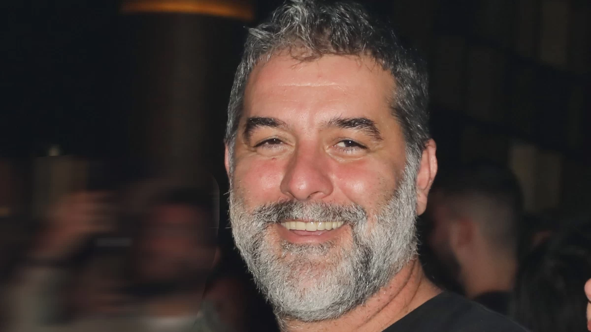 Βασίλης Μπισμπίκης: Στα μπουζούκια 10 ημέρες από το διπλό έμφραγμα - Η πρώτη του δημόσια εμφάνιση