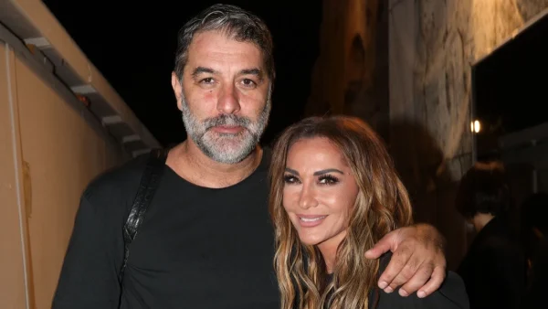 Στο νοσοκομείο εσπευσμένα ο Βασίλης Μπισμπίκης - Στιγμές αγωνίας για την Δέσποινα Βανδή