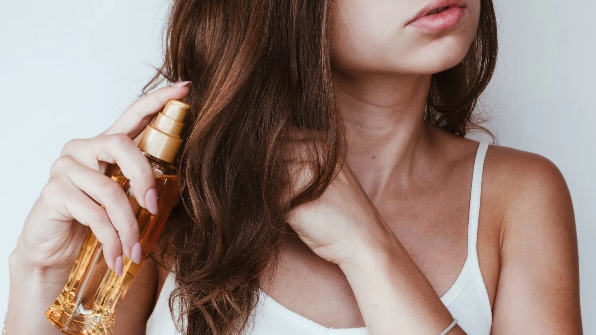 Aυτό το πολυτελές λάδι μαλλιών εκτός από best seller έχει & χιλιάδες θετικές κριτικές στην κατηγορία του!