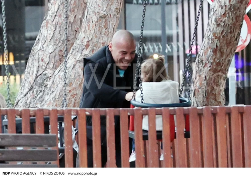 Μιχάλης Ζαμπίδης κόρη κούνιες