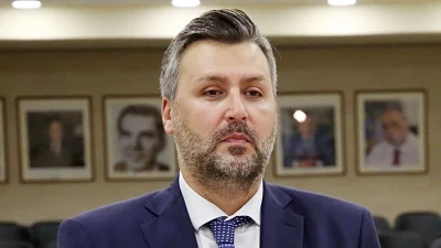 Γιάννης Καλλιάνος: Το απειλητικό μήνυμα που έστειλε στον γιατρό που ανέλαβε τον πατέρα του - «Θα σου τελειώσω την καριέρα»