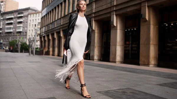 Η Tina Kunakey φόρεσε το απόλυτο φόρεμα για το Πάσχα - Κομψό και στυλάτο, θα το βρεις στα Zara με 29,95 ευρώ