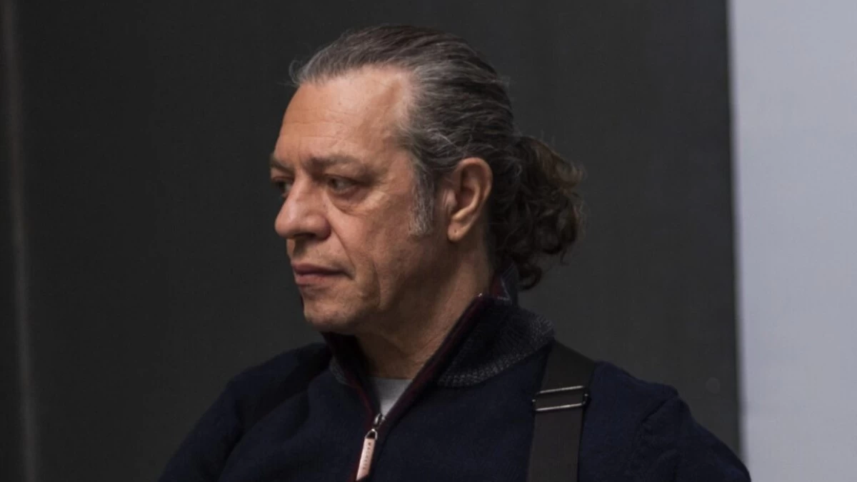 Σκαραβαίος (15/4): 23χρονος φοιτητής βρίσκεται νεκρός ντυμένος κλόουν - Θρίλερ με το θάνατό του