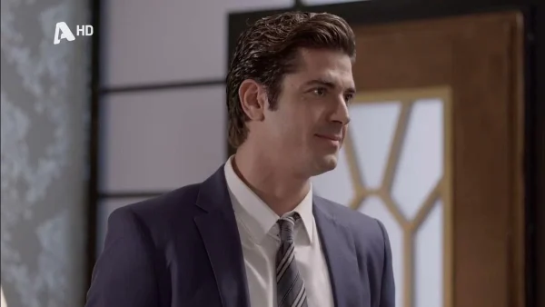 Ο παράδεισος των κυριών (12/4): Η Δορωθέα τσακώνει τον Σίμο στα πράσα - «Με κάποια άλλη γυναίκα ήταν ο γιος μου! Με την Αμαλία δεν...»