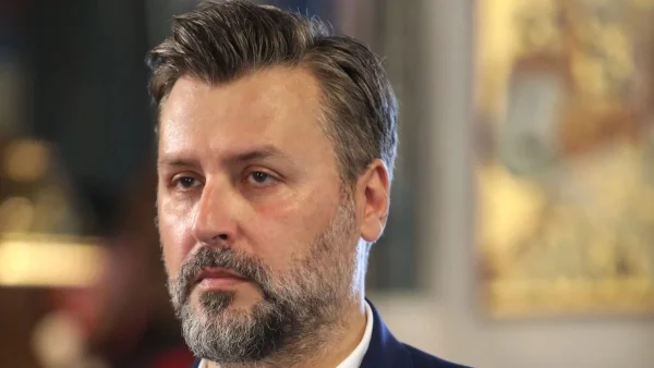 Γιάννης Καλλιάνος: Ο γιατρός του πατέρα του διαψεύδει ότι πήρε φακελάκι 500 ευρω - «Η όψιμη -ακραία -συκοφαντική επίθεση της οικογένειας του...»