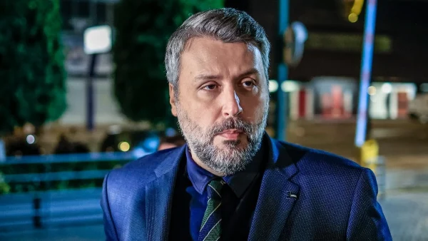 Συγκλονίζει ο Γιάννης Καλλιάνος: «Ακρωτηρίασαν τον πατέρα μου μέσα σε ένα απλό δωμάτιο»