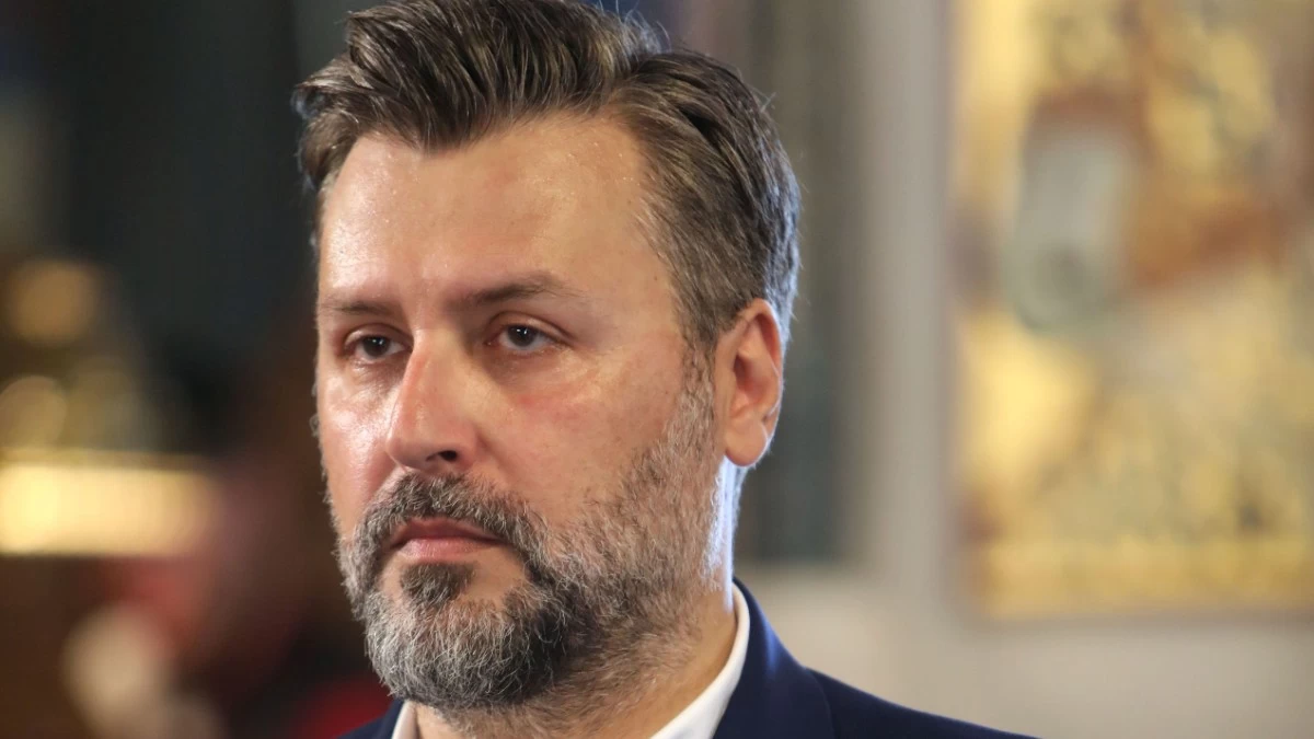 Γιάννης Καλλιάνος: Χείμαρρος με τη νέα ανάρτηση για τον πατέρα του - «Αγαπητέ φίλε μου Άδωνι, δεν τα βάζω μαζί σου»