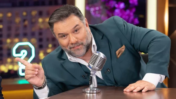 The 2night show: Μην χάσετε τους σημερινούς 23/4 καλεσμένους του Γρηγόρη Αρναούτογλου