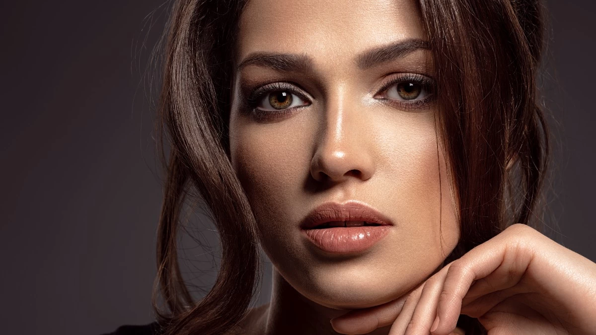 Βρήκαμε τις 5 καλύτερες και πιο οικονομικές παλέτες σκιών-κοστίζουν κάτω από 20 ευρώ- που κολακεύουν τα καστανά μάτια & αναδεικνύουν το βλέμμα!