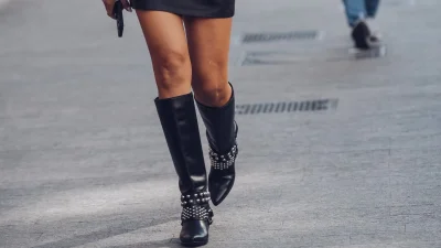 Από τις καουμπόικες μπότες στο double denim: Πώς θα φορέσεις το western trend