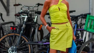 Αυτό το φόρεμα από τα Zara που κοστίζει 19,95 ευρώ θα γίνει ο καλύτερος σύμμαχός σου το καλοκαίρι