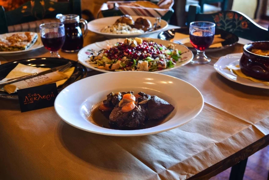 Στου Δεκλερή στα Τρίκαλα Κορινθίας