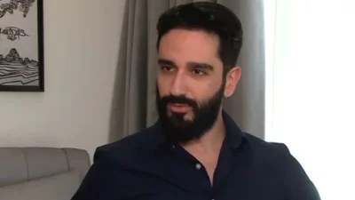 Διονύσης Ατζαράκης: «Πήγα σε εκκλησιαστικό σχολείο, δεν μπορώ να πω ότι πέρασα άσχημα»