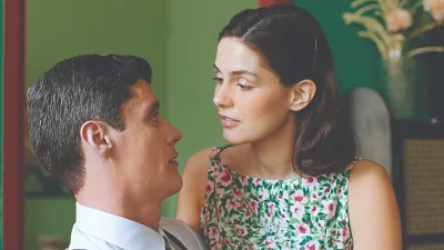 Ψυχοκόρες - Η Δεσποινιώ γίνεται έρμαιο της κ. Βικτωρίας: Την ωθεί στην πορνεία και στον ξεπεσμό