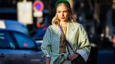 Ταξίδι με αεροπλάνο: Οι Γαλλίδες φοράνε 6 στυλ στο repeat