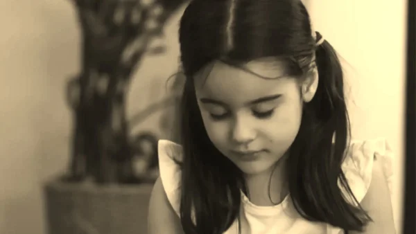 Γη της ελιάς: «Πήγα να σκοτώσω το παιδί μου, τι κάνω, έχω τρελαθεί;» - Τραγικές ώρες για την μικρή Αγγελική στα χέρια του Μάνου