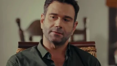 Η γη της ελιάς: Το βίαιο πρόσωπο του Μάνου - Πιάνει το χέρι της Αμαλίας και...