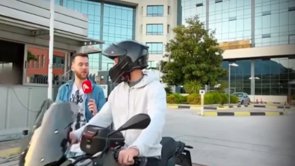 Γιώργος Αμούτζας: Οι πρώτες δηλώσεις μετά το κάψιμο του αυτοκινήτου του - Απαντούσε μονολεκτικά πάνω στη μηχανή του