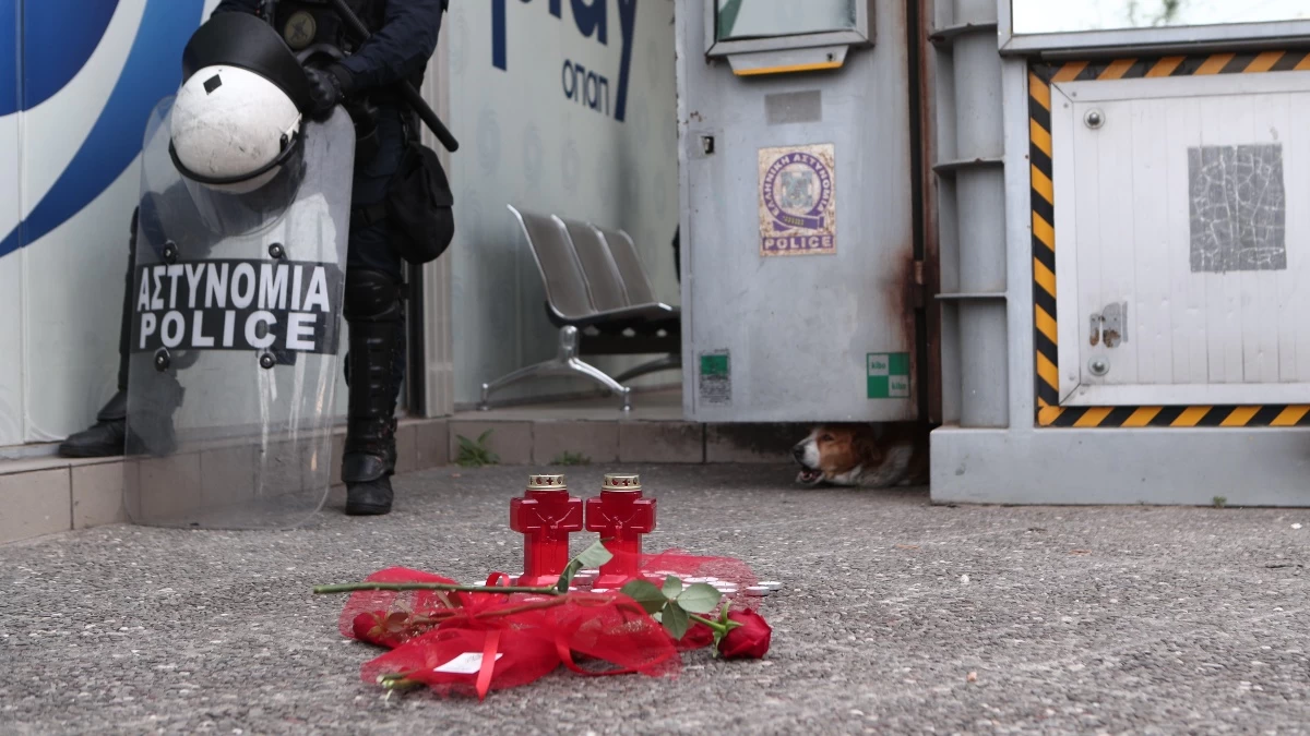 Γυναικοκτονία Άγιοι Ανάργυροι: «Το έμαθα από τους δημοσιογράφους! Δεν πρέπει να ξαναναπνεύσει έξω από τις φυλακές...» - Ξέσπασε σε κλάματα ο πατέρας της 28χρονης