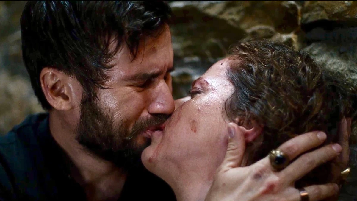 Η Μάγισσα: Το φινάλε της πρώτης σεζόν βάφτηκε στο αίμα – Ο Αντρέι νεκροφίλησε την Θεοφανώ