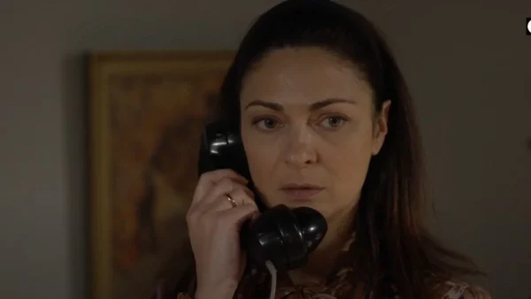 Ηλέκτρα 1/4: Το ψέμα της Ηλέκτρας που φέρνει τα πάνω κάτω!