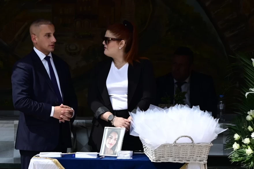 Κηδεία 28χρονης Κυριακής - Γυναικοκτονία