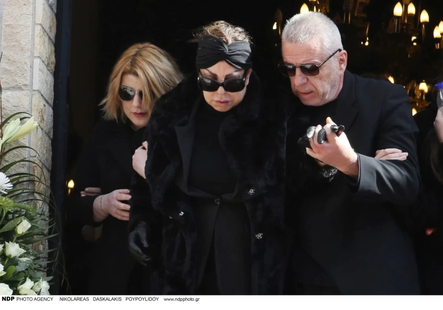 Όλγα Κιουρτσάκη Άντζελα Δημητρίου