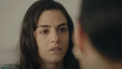 Το Ναυάγιο: Την καλεί στο σπίτι του και την σκοτώνει χωρίς δεύτερη σκέψη